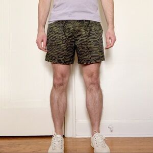 VFILES Men’s 5” Logo Swim Shorts Black Size Medium